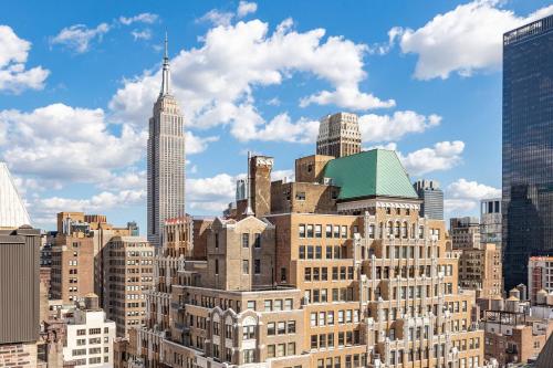 Courtyard by Marriott Times Square West - Best Courtyard by Marriott Hotels in New York