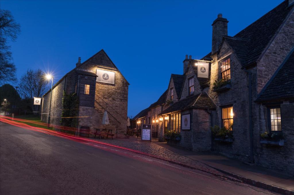 The Royal Oak Tetbury - Best Dog Friendly Hotels in The Cotswolds