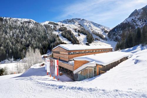 Lizum 1600 | Kompetenzzentrum Snowsport Tirol - Best Hotels in Tyrol