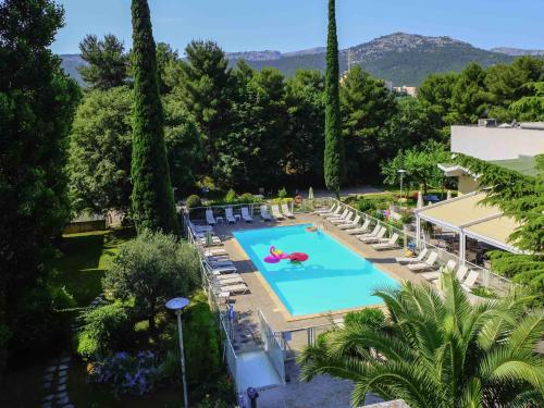Novotel Marseille Est Porte d'Aubagne - Best Parking Hotels in Marseille