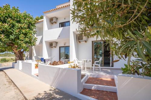 Apartamentos Playamar - Formentera Break - Best Hotels in Bahia
