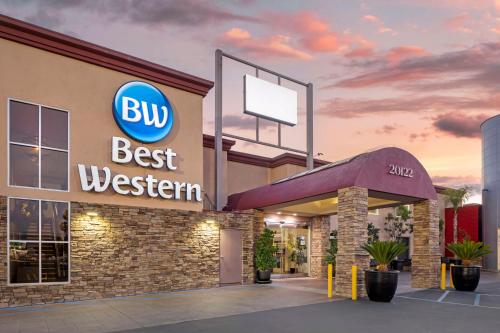 Best Western Canoga Park Motor Inn - Best Hotels with Free Breakfast in Los Angeles, CA
