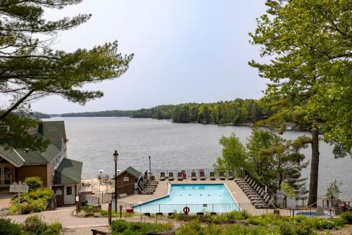 Rocky Crest Golf Resort - Best Delta Hotels in Ontario