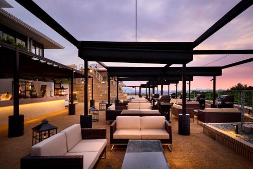 Hilltop Resort Fukuoka - Best Hotels Kyushu