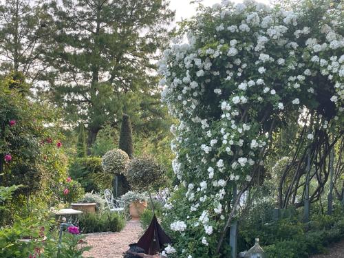 Les Jardins Haute Couture - Best Hotels in Loire Valley