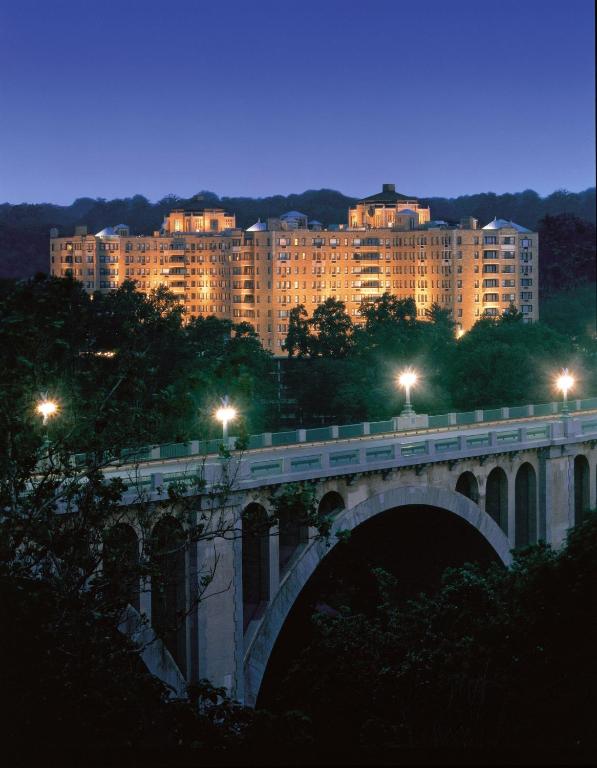 Omni Shoreham Hotel - Best Pool Hotels in Washington, D.C.