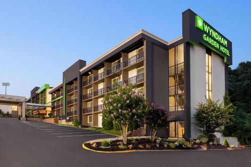 Wyndham Garden Washington DC North - Best Parking Hotels in Washington, D.C.