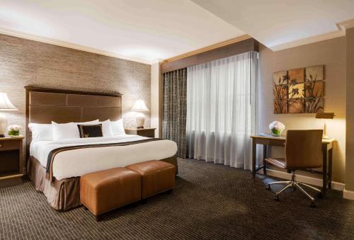 The Whitehall Hotel - BW Premier Collection - Best Boutique Hotels in Illinois