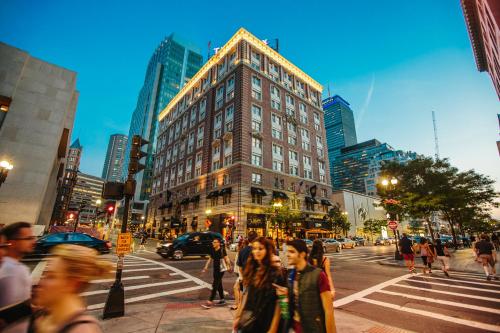 The Lenox - Pet Friendly Boston Hotels