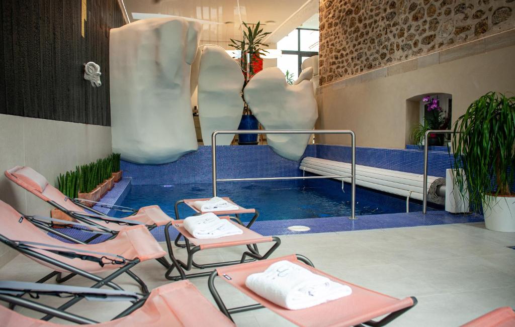 Manoir Henri Giraud & Spa - Best Hotels in Epernay
