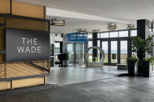The Wade - Hotels with Pools in Chicago