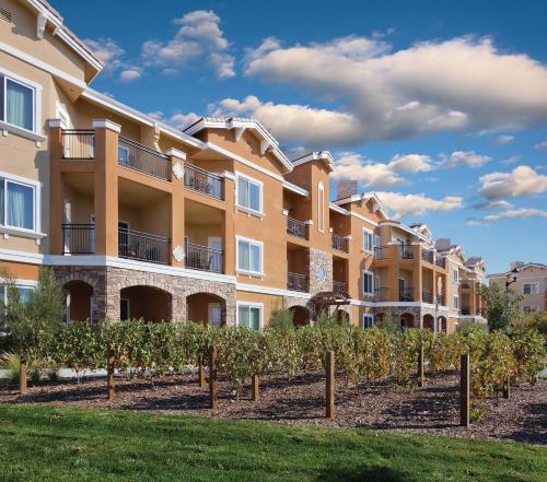 Vino Bello Resort - Best Spa Hotels in Napa Valley, CA