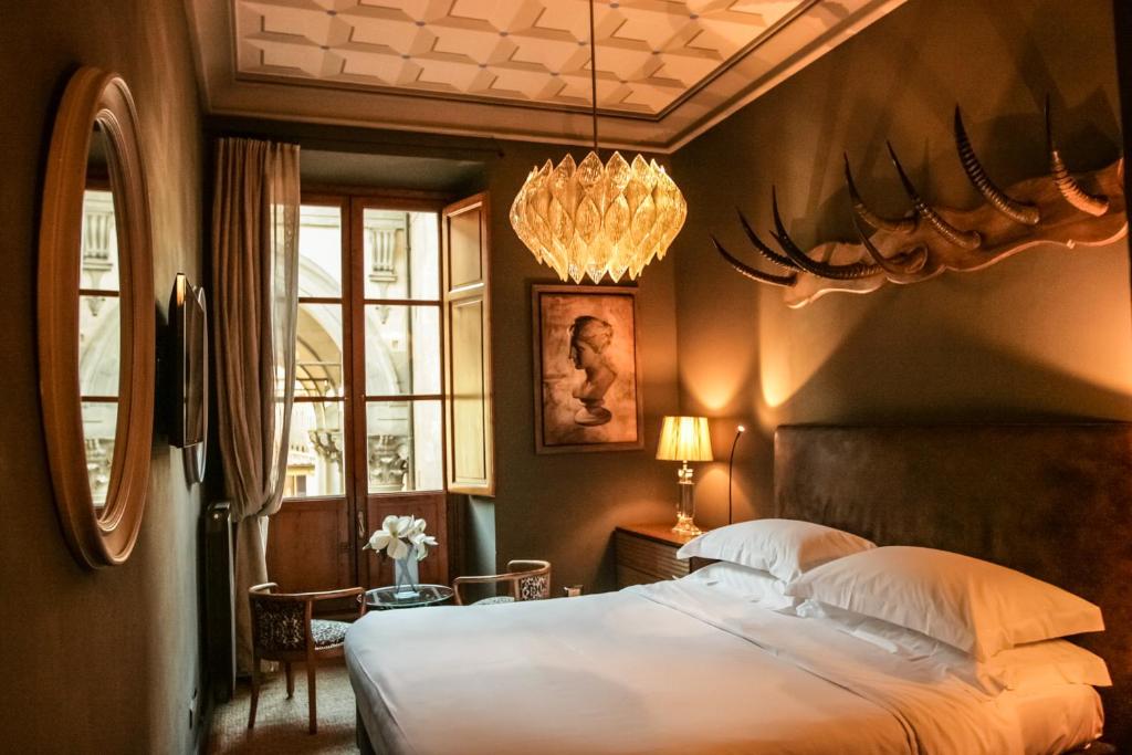 Porcellino Gallery Art Boutique BB - Romantic Hotels in Tuscany