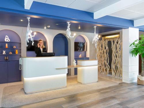 Novotel Aix-en-Provence Pont de L'Arc - Best Parking Hotels in Aix-en-Provence