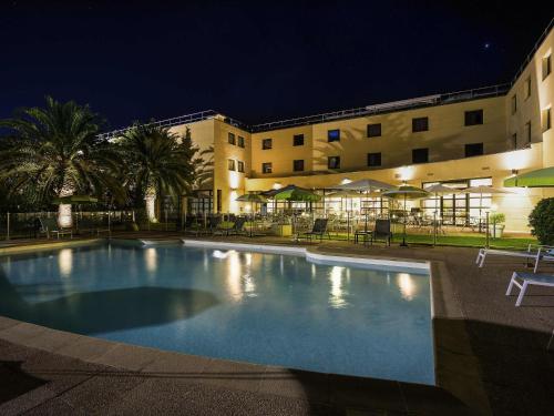 Mercure Cannes Mandelieu - Best Pool Hotels in Cannes