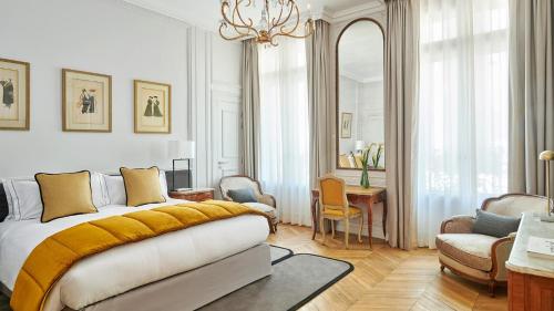 Hôtel Lancaster Paris Champs-Elysées - Paris Hotels with Parking