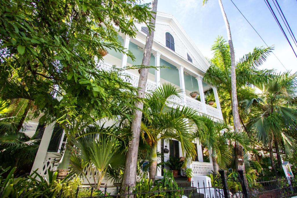 Old Town Manor - Best Hotels in Key West