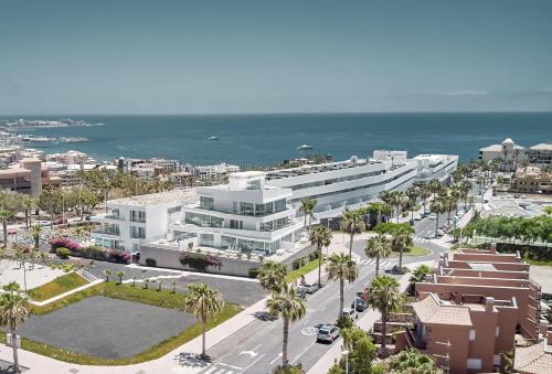 Hotel Baobab Suites - Hotels with Private Pools in Spain