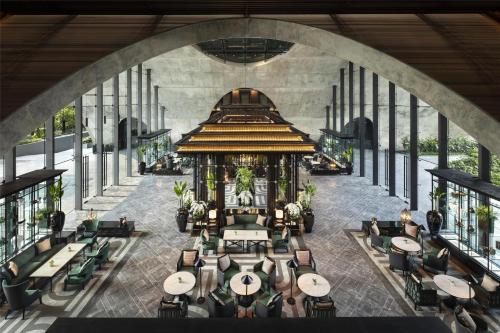 Sindhorn Kempinski Hotel Bangkok - Bangkok Hotels with Pools