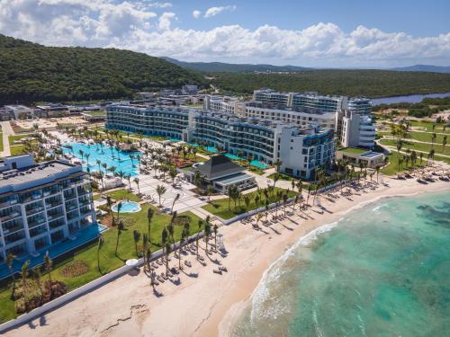 Ocean Eden Bay - Adults Only - All Inclusive - Best Hotels with Free Breakfast in Jamaica