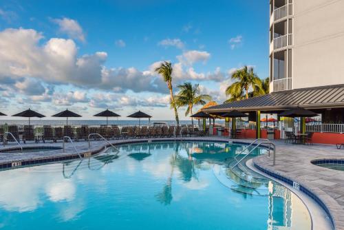 Diamond Head Beach Resort - Best Business Hotels in Fort Myers, FL