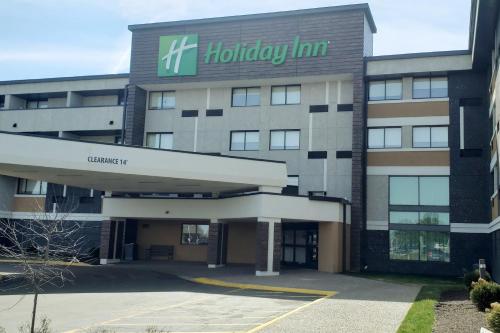 Holiday Inn Indianapolis - Airport Area N by IHG - Best Hotels with Airport Shuttle Service in Indianapolis, IN