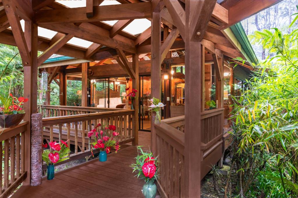 Volcano Village Lodge - Best Hotels in Hawaii