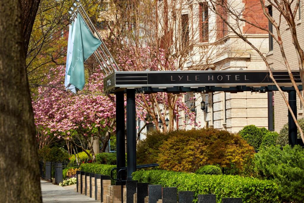 Lyle DC - Most Romantic Hotels in Washington DC