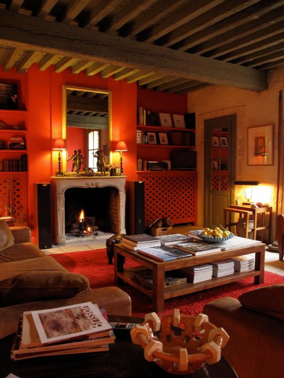 Hotel Les Templiers - Best Hotels in Aigues Mortes