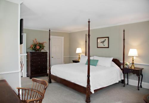 Concord's Colonial Inn - Best Hotels in New Hampshire