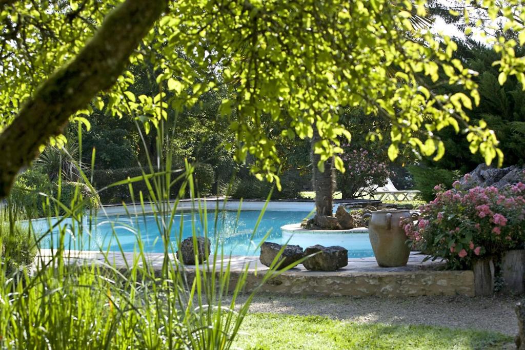 La Roseraie Hôtel Restaurant - Loire Valley Boutique Hotels