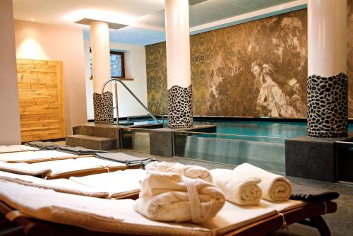 Albergo Caffe Centrale - Best Hotels in Trentino