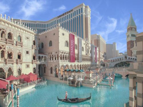 The Venetian® Resort Las Vegas - Las Vegas Hotels with Pools