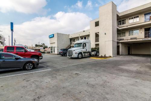 Motel 6 Bell Gardens, CA - Los Angeles - Resort Hotels in Germany