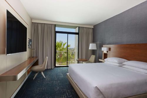 Hyatt Regency Newport Beach West - Best Fitness Hotels in Newport Beach, CA