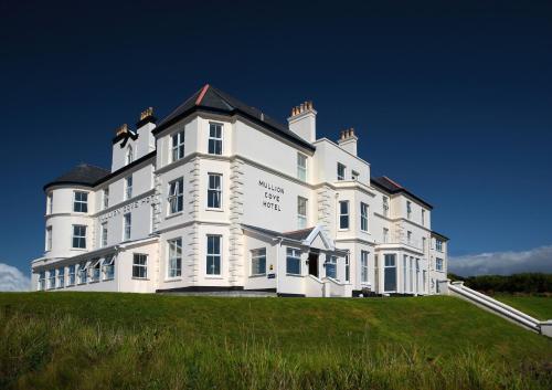 Mullion Cove Hotel & Spa - Best Hotels With Pools in Cornwall