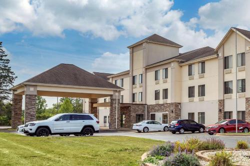 suite hotels in Aurora