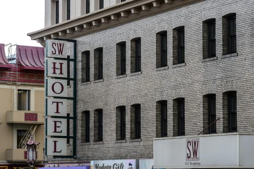SW Hotel - Best Hotels near Minerva Schools at Keck Graduate Institute, CA