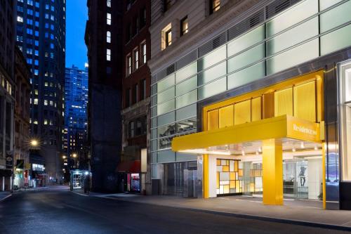 Residence Inn by Marriott New York Downtown Manhattan/World Trade Center Area - Best Hotels with Free Breakfast in New York City, NY