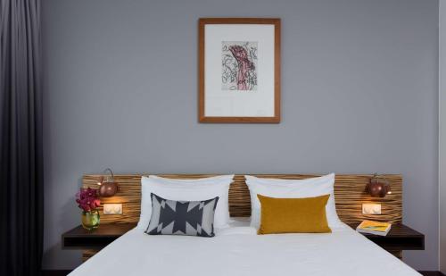 art'otel berlin mitte, Powered by Radisson Hotels - Best Hotels in Berlin