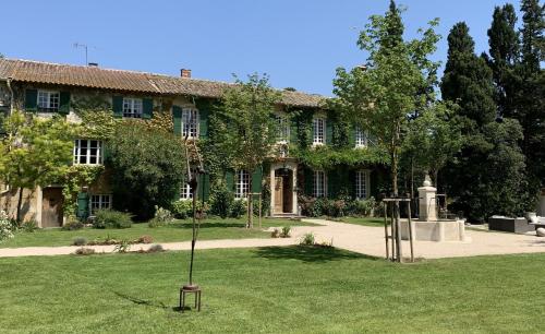 Domaine de Rhodes B&B - Best Hotels in Provence
