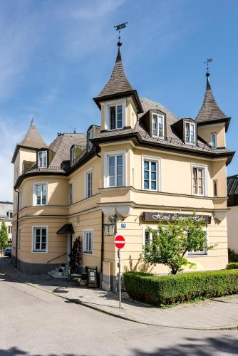 Laimer Hof am Schloss Nymphenburg - Best Hotels in Munich