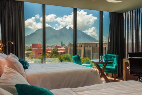 Hotel Kavia Monterrey - Best Grupo Posadas Hotels in Northern Mexico