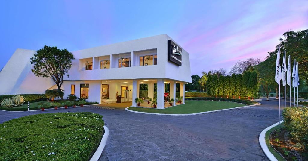 Radisson Jass Hotel, Khajuraho - Best Radisson Hotel Group in India