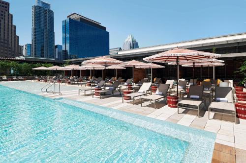 Austin Marriott Downtown - Best Hotels with Free Breakfast in Austin, TX