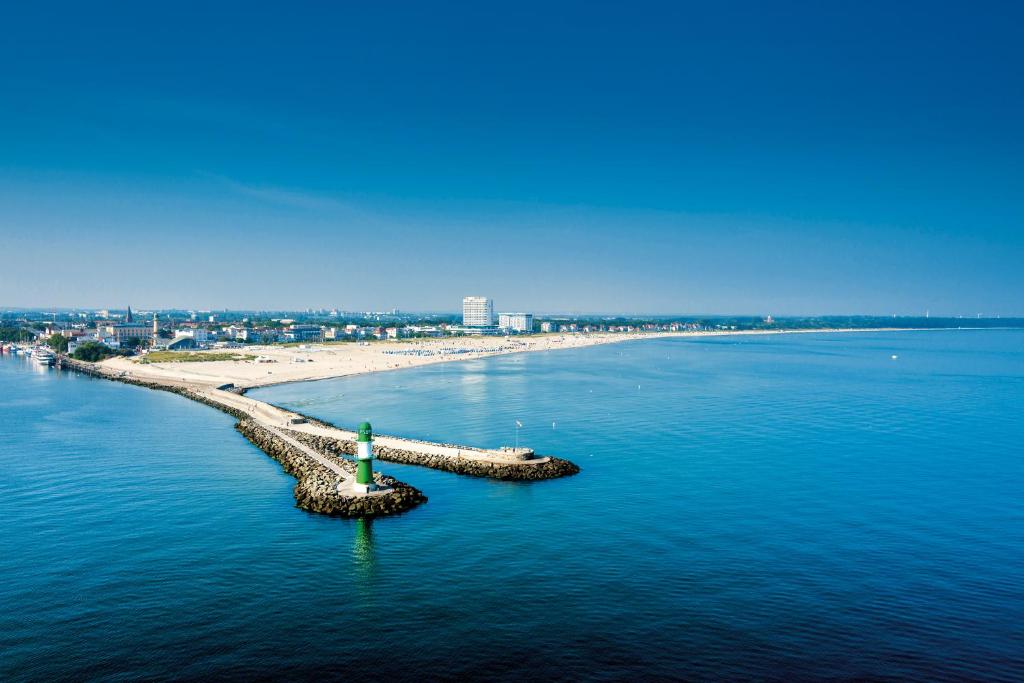 Hotel Neptun - Best Beach Hotels in Germany