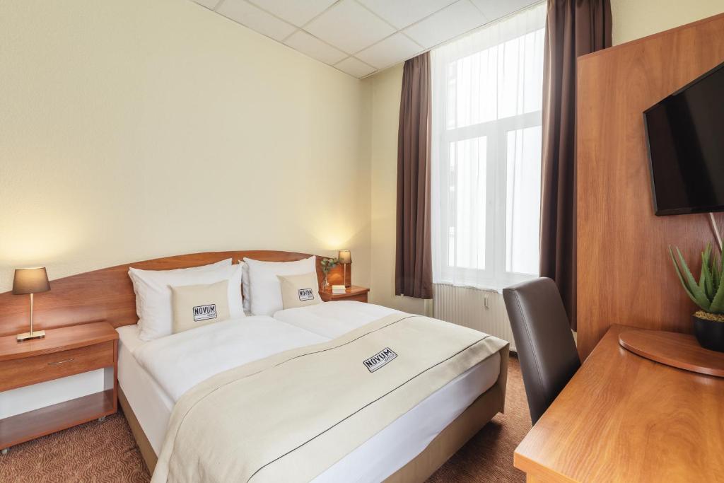 Hotel Hamburg Stadtzentrum - Best Hotels with Free Breakfast in Hamburg