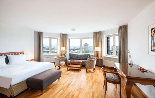 Lindner Hotel Frankfurt Main Plaza, part of JdV by Hyatt - Best Spa Hotels in Frankfurt
