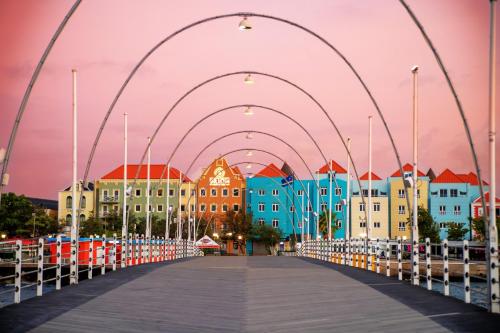 Brion City Hotel BW Signature Collection - Best Pool Hotels in Curacao