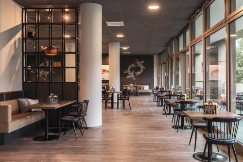 Holiday Inn - the niu Tab Dusseldorf Main Station by IHG - Family Hotels in Germany